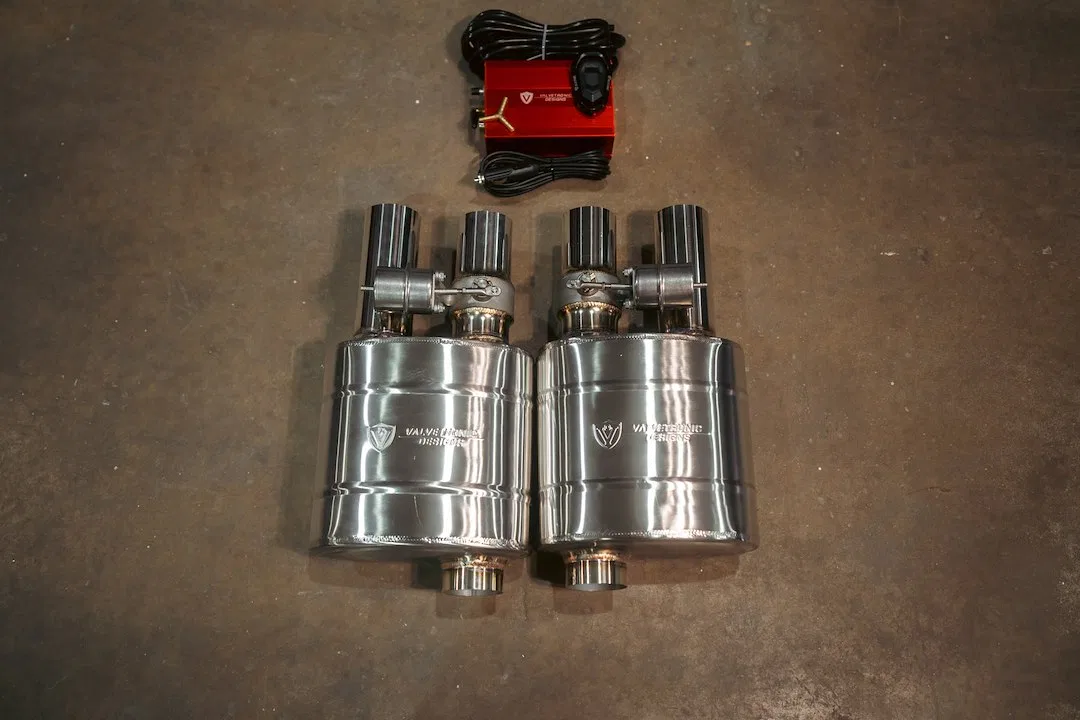 UVM.63MM.DUALOUT.X2 – VALVETRONIC Exhaust Muffler, 8-1/2 Inch Width x 5-1/2 Inch Height Oval T304 Stainless Steel Cas...